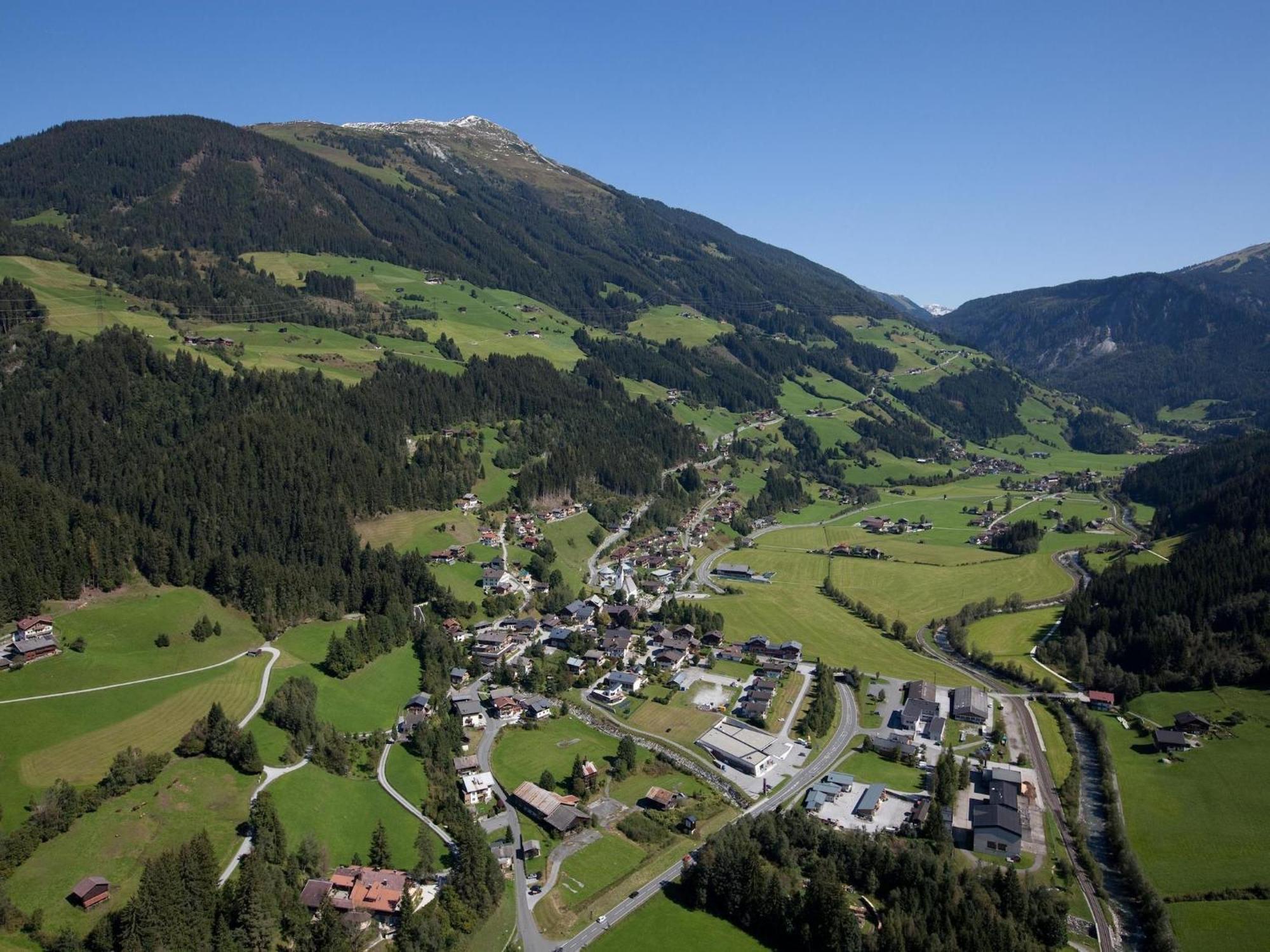 Apartment In Wald Im Pinzgau With Swimming Pool And Views Eksteriør bilde